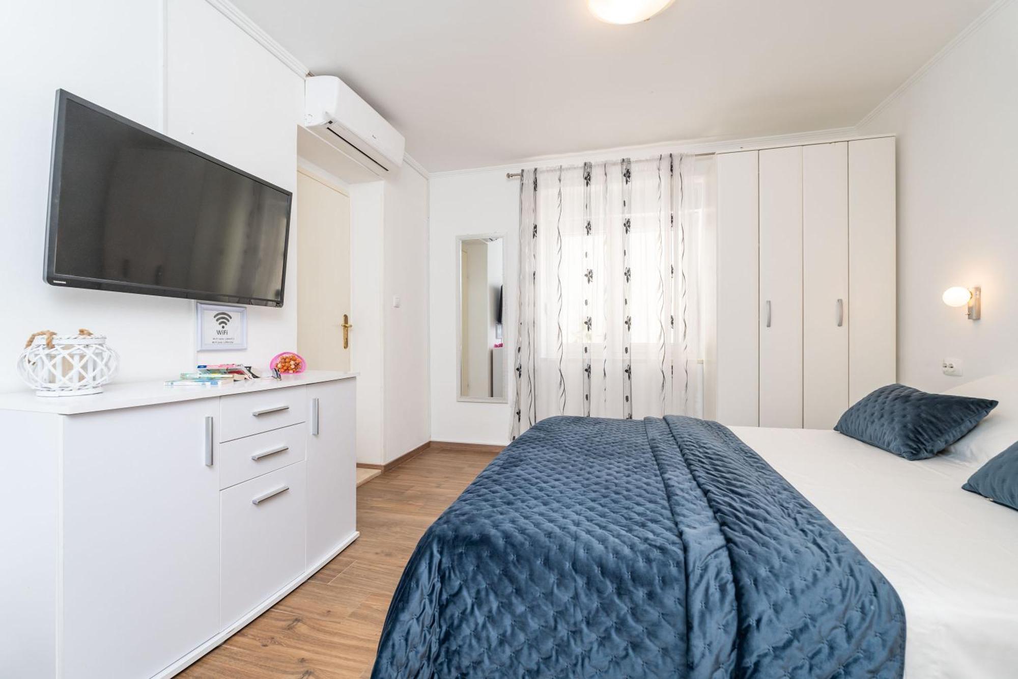 Apartments And Room Lora Dubrovnik Exterior foto