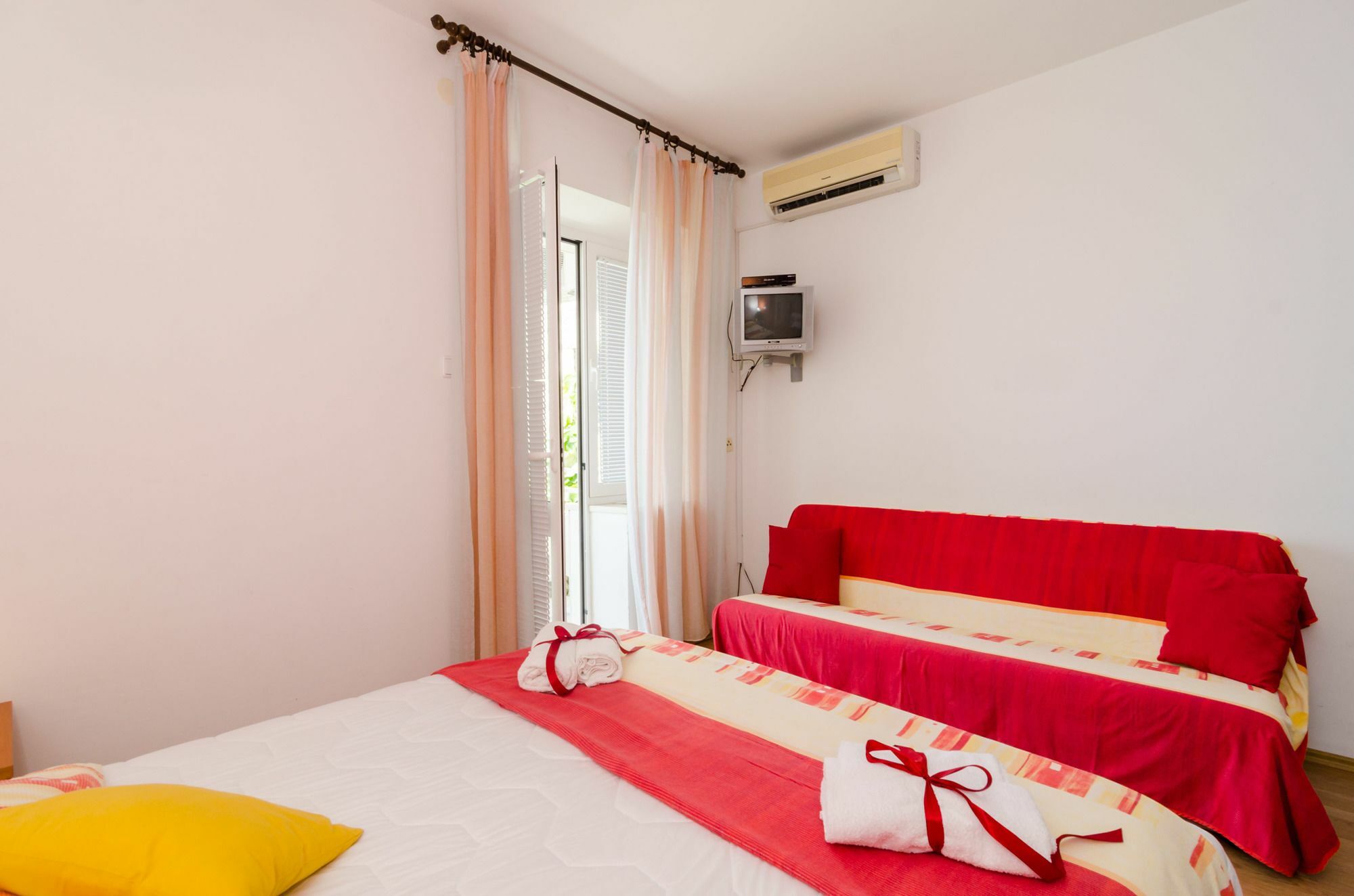 Apartments And Room Lora Dubrovnik Exterior foto