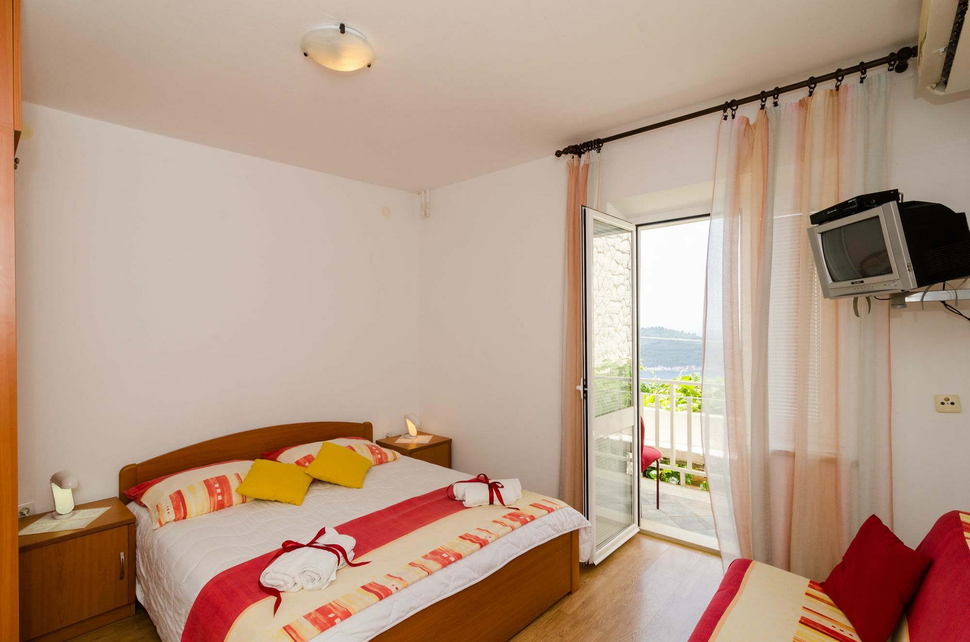 Apartments And Room Lora Dubrovnik Exterior foto